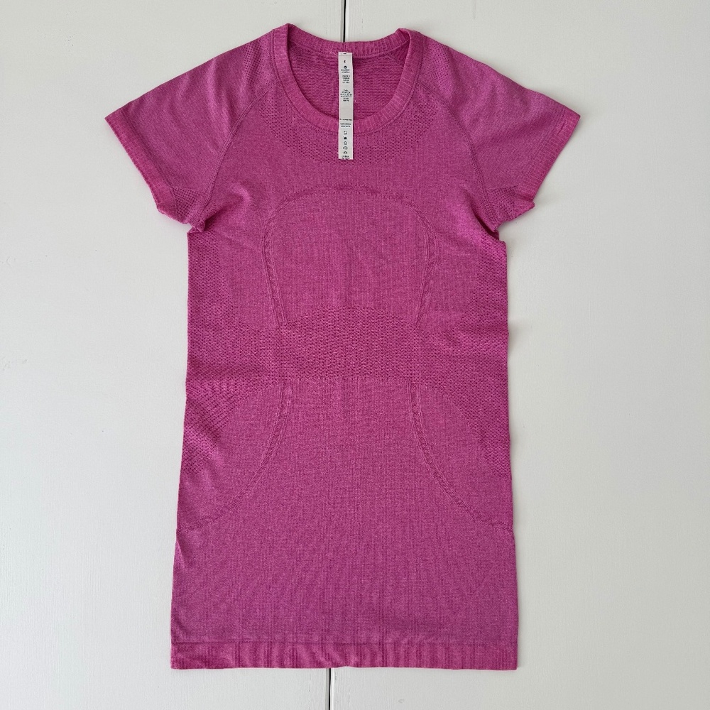 Lululemon Swiftly Tech Pink Short Sleeve Crew Top Size 4